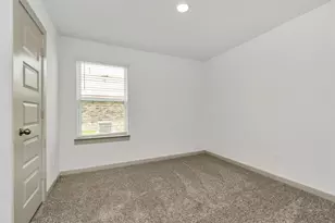 606 Thunder Cloud Dr, Baytown, TX 77523 - Photo 18