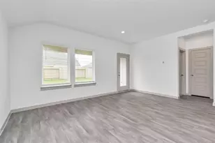 606 Thunder Cloud Dr, Baytown, TX 77523 - Photo 26