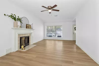 7 Amber Fire Place, The Woodlands, TX 77381 - Photo 8