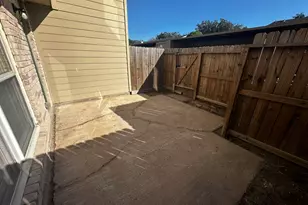 2120 Greenbriar Colony Dr, Houston, TX 77032 - Photo 26