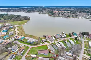 13066 Enchanted Vista, Willis, TX 77318 - Photo 2