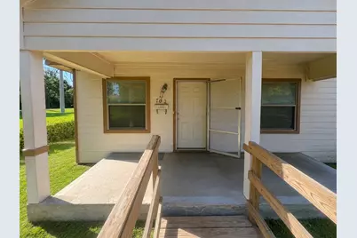 7612 E Magnolia Street, Houston, TX 77012 - Photo 1