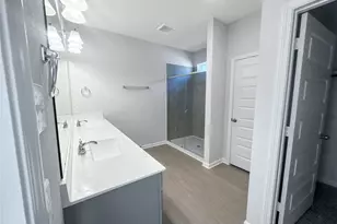 1618 River Scene Trl, Dayton, TX 77535 - Photo 14