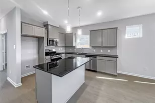 1618 River Scene Trl, Dayton, TX 77535 - Photo 4