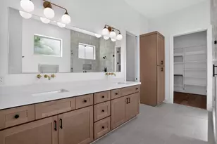 2010 Hewitt Dr, Houston, TX 77018 - Photo 20