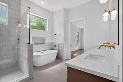 2010 Hewitt Drive, Houston, TX 77018 - Photo 22