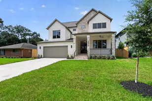 2010 Hewitt Dr, Houston, TX 77018 - Photo 1
