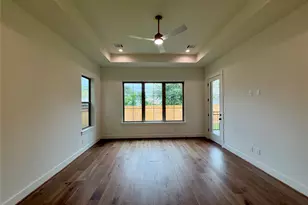 2010 Hewitt Dr, Houston, TX 77018 - Photo 12