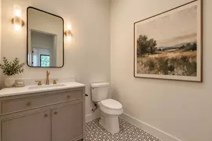 2010 Hewitt Dr, Houston, TX 77018 - Photo 16