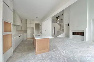 8029 Longridge Dr, Houston, TX 77055 - Photo 8