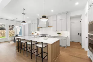 8029 Longridge Dr, Houston, TX 77055 - Photo 16