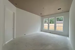 8029 Longridge Dr, Houston, TX 77055 - Photo 8