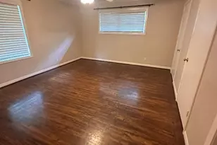 4422 Nenana Dr, Houston, TX 77035 - Photo 4