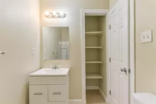 11 Lyncrest Dr, Galveston, TX 77550 - Photo 16