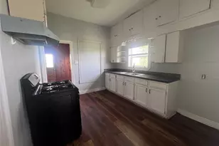 709 S Harrison Ln, Wharton, TX 77488 - Photo 6