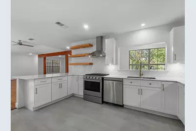 3210 Elmridge Street, Houston, TX 77025 - Photo 6