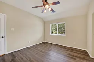 6826 Sorrelwood Ln, Sugar Land, TX 77479 - Photo 22