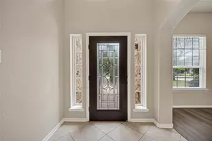 6826 Sorrelwood Ln, Sugar Land, TX 77479 - Photo 4