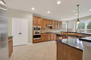 6826 Sorrelwood Ln, Sugar Land, TX 77479 - Photo 10
