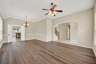 6826 Sorrelwood Ln, Sugar Land, TX 77479 - Photo 6