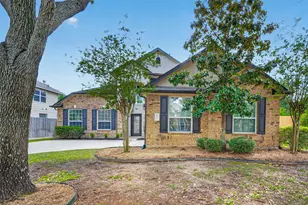 6826 Sorrelwood Ln, Sugar Land, TX 77479 - Photo 2