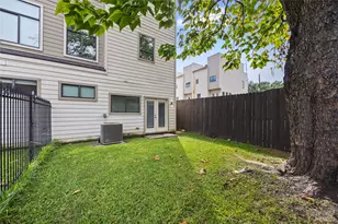 2311 McIlhenny St, Houston, TX 77004 - Photo 8
