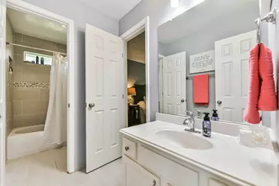 13415 Scenic Glade Drive, Houston, TX 77059 - Photo 30