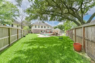 13415 Scenic Glade Dr, Houston, TX 77059 - Photo 46