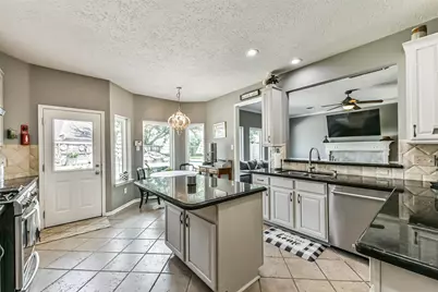 13415 Scenic Glade Drive, Houston, TX 77059 - Photo 10