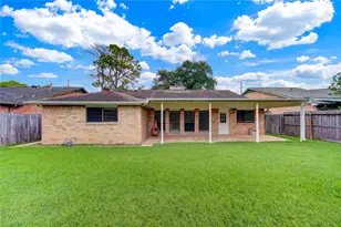 3046 Wagon Trail Dr, Sugar Land, TX 77479 - Photo 46