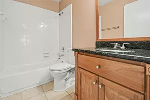 15330 Bratten Ln, Houston, TX 77598 - Photo 18