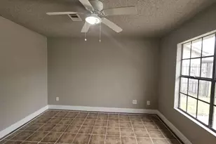 3804 Cedar Hill Ln, Houston, TX 77093 - Photo 10