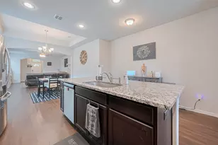 1214 Red Hills Dr, Rosharon, TX 77583 - Photo 14