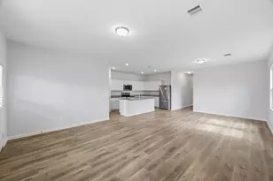 13502 Harefield Holw Trl, Houston, TX 77049 - Photo 14