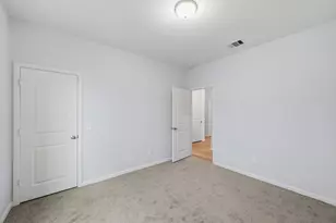 13502 Harefield Holw Trl, Houston, TX 77049 - Photo 26
