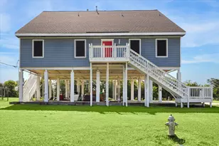 216 Rue Orleans St, Baytown, TX 77520 - Photo 8