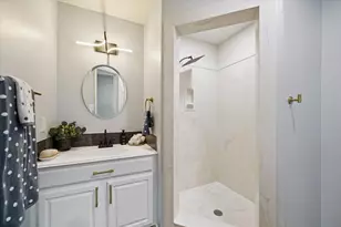 216 Rue Orleans St, Baytown, TX 77520 - Photo 32