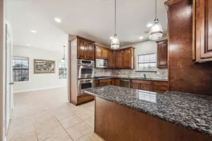 216 Rue Orleans St, Baytown, TX 77520 - Photo 12