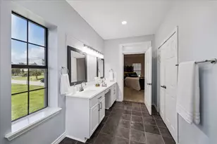 216 Rue Orleans St, Baytown, TX 77520 - Photo 20