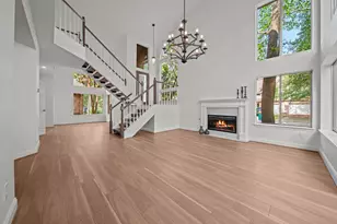45 N Lakeridge Cir, The Woodlands, TX 77381 - Photo 14