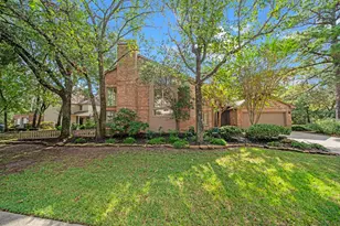 45 N Lakeridge Cir, The Woodlands, TX 77381 - Photo 1