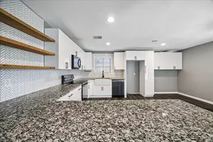 1410 Gentle Bend Dr, Missouri City, TX 77489 - Photo 8