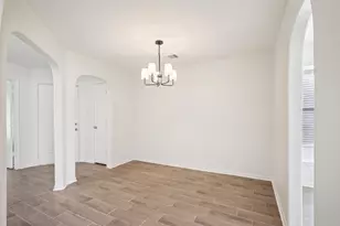 11926 Panay Dr, Houston, TX 77048 - Photo 14