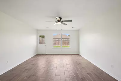 11926 Panay Drive, Houston, TX 77048 - Photo 6