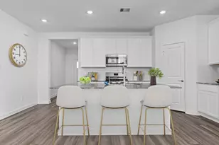 31111 Warwick Coast Ct, Fulshear, TX 77441 - Photo 6