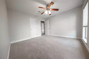 764 Worthshire St, Houston, TX 77008 - Photo 10
