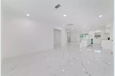 9114 Mahoning Drive, Houston, TX 77074 - Photo 6
