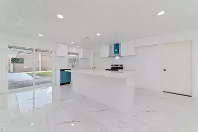 9114 Mahoning Drive, Houston, TX 77074 - Photo 8