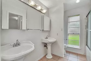 10302 Blue Oak Dr, Houston, TX 77065 - Photo 14