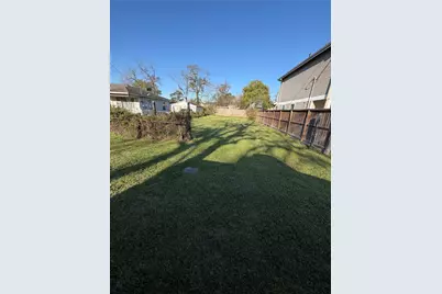 7009 Roswell Street, Houston, TX 77022 - Photo 1